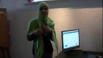 Jamila, A Provocative Moroccan Woman, Experiments With Lesbian Intimacy On A Dutch Partner