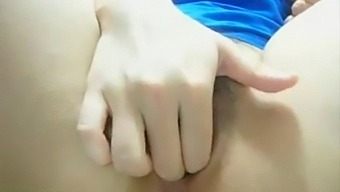 Real Amateur Video Of A Korean Teen'S Solo Pleasure Session