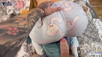 A Tattooed Beauty Seduces A Distracted Gamer For A Steamy Pov Encounter