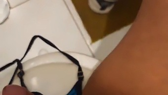 Mature Woman Seduces And Performs Oral Sex With Young Man In The Bath