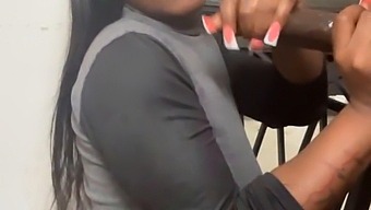 Stepbrother With Skills Gives The Best Blowjob Ever And Makes Me Cum In 2 Minutes